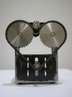 “なんの背景ももたない 思想的に真っ白な作品” | 現代美術作家タムラサトルによる個展「 A マシーン」東京・築地TSCAにて6月25日まで開催